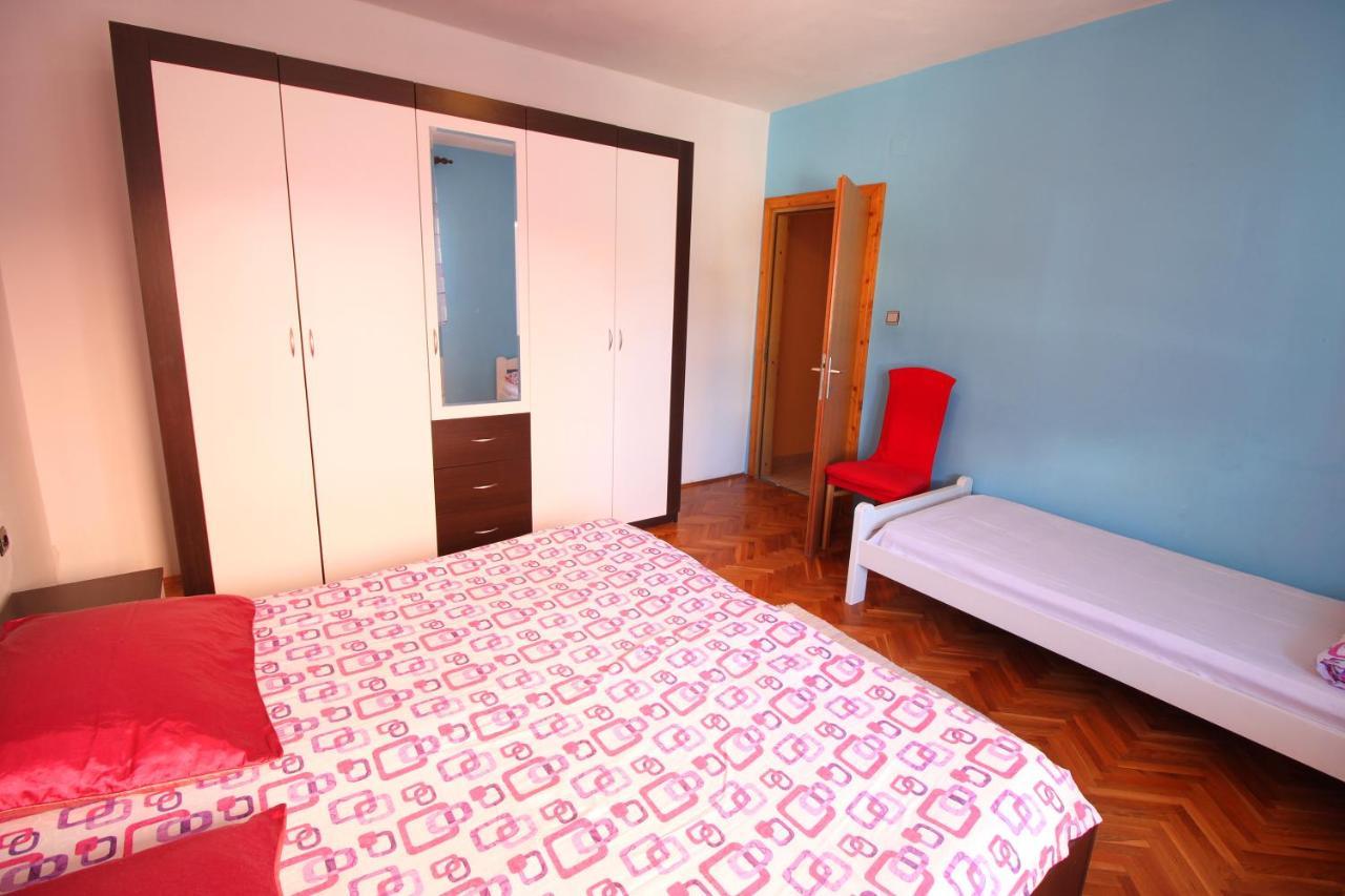 Appartement Dubravka à Dinjiška Extérieur photo