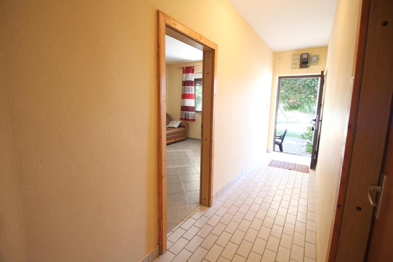 Appartement Dubravka à Dinjiška Extérieur photo