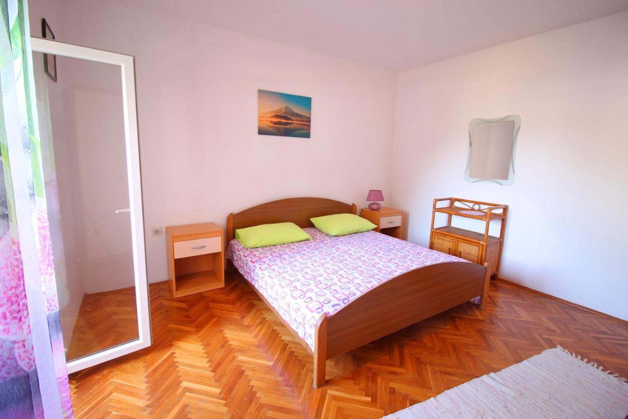 Appartement Dubravka à Dinjiška Extérieur photo